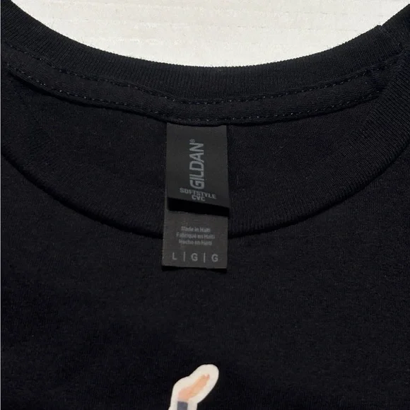 Taylor Swift Crewneck Black Short-Sleeve T-shirt Size Large, Unisex - Picture 3 of 6